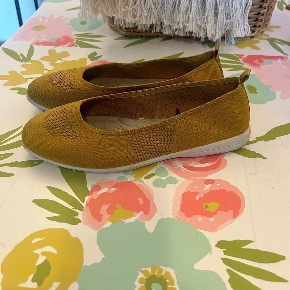CL by Laundry slip yellow